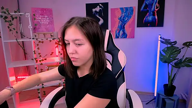 CindySparkl online show from October 2025 03:05:01 AM