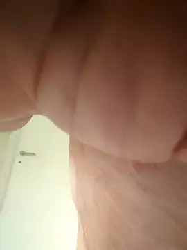 Snapshot of Solek56 chatting on April 2026 06:27:01 AM Solek56 online show from April 2026 06:27:01 AM