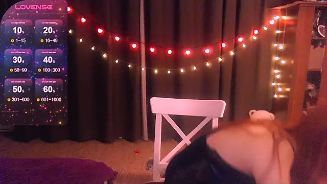 Snapshot of Crystal2207 chatting on April 2026 08:28:02 PM Crystal2207 online show from April 2026 08:28:02 PM