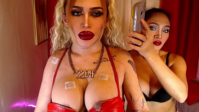 Snapshot of Goddess_Maliya chatting on November 2025 05:17:01 AM Goddess Maliya online show from November 2025 05:17:01 AM