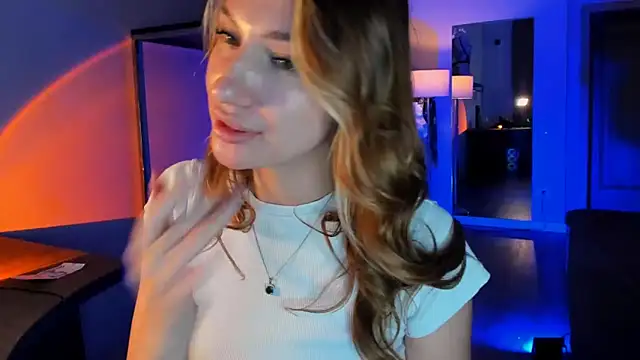 Snapshot of MariGven chatting on November 2025 02:32:01 PM MariGven online show from November 2025 02:32:01 PM