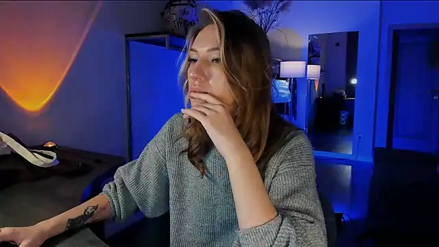 Snapshot of MariGven chatting on November 2025 01:44:02 PM MariGven online show from November 2025 01:44:02 PM