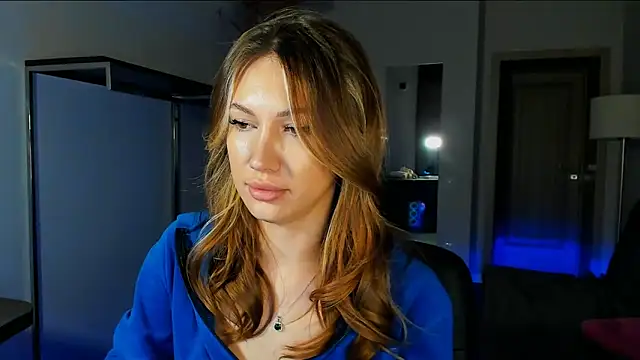 Snapshot of MariGven chatting on March 2026 01:39:01 PM MariGven online show from March 2026 01:39:01 PM