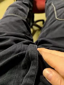 fergi1999 online show from January 2026 09:33:01 AM