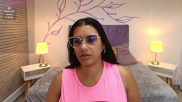 Lia Blake  online show from September 2025 12:16:01 PM