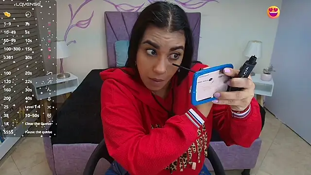 Lia Blake  online show from December 2025 12:21:02 PM