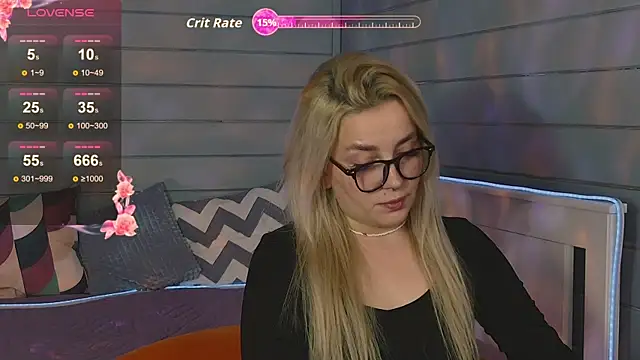 Crystal Jull online show from October 2025 01:45:02 PM