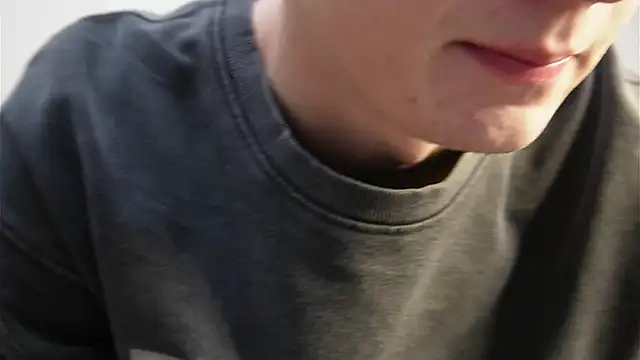 SherlockMax online show from November 2025 03:01:02 PM