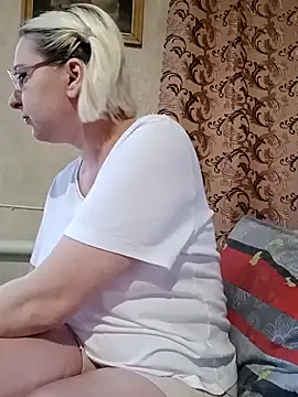 VikaKing online show from March 2026 11:57:01 AM