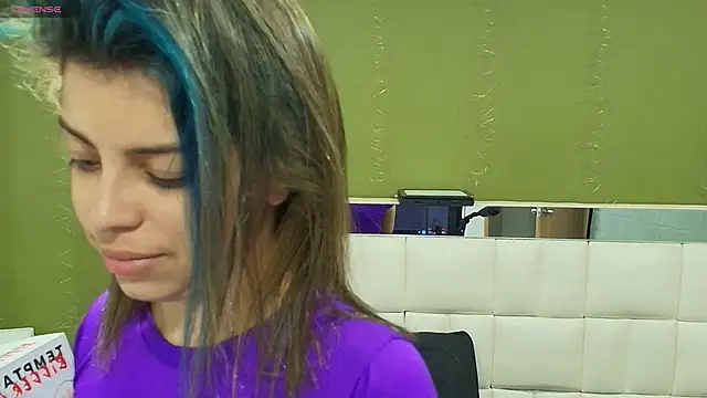 gisell gomez online show from October 2025 11:40:01 AM