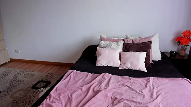 Kata Soler  online show from January 2026 05:07:02 PM