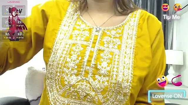 Snapshot of kairadayamai chatting on June 2026 11:43:02 AM kairadayamai online show from June 2026 11:43:02 AM