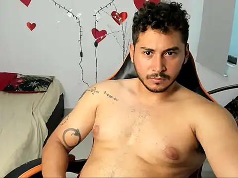 Snapshot of ashlan_king chatting on March 2026 07:18:02 PM ashlan king online show from March 2026 07:18:02 PM