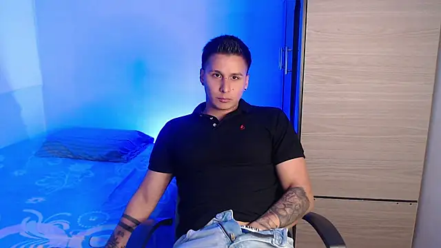 valentinosex1 online show from January 2026 08:45:02 PM