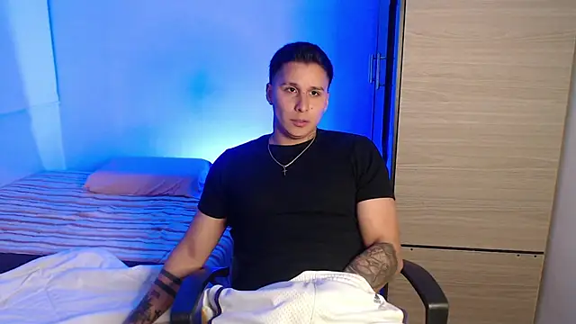 valentinosex1 online show from February 2026 11:45:02 PM