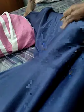 Bullboy8in online show from September 2025 12:26:01 PM