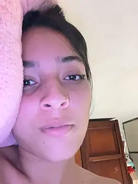 Snapshot of __Milulove__ chatting on April 2026 01:11:02 AM Milulove online show from April 2026 01:11:02 AM