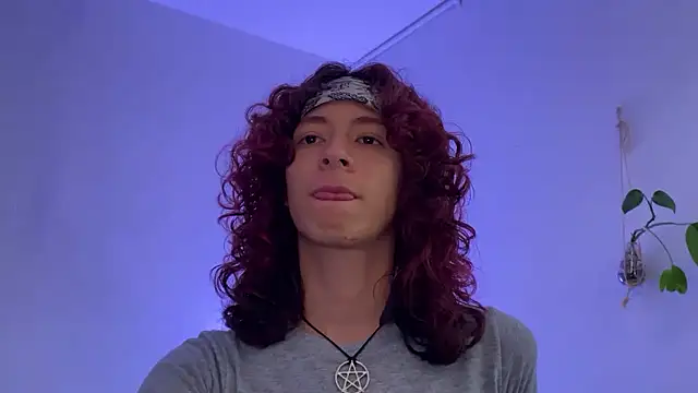 Snapshot of camille_delrey chatting on January 2026 08:07:01 PM camille delrey online show from January 2026 08:07:01 PM