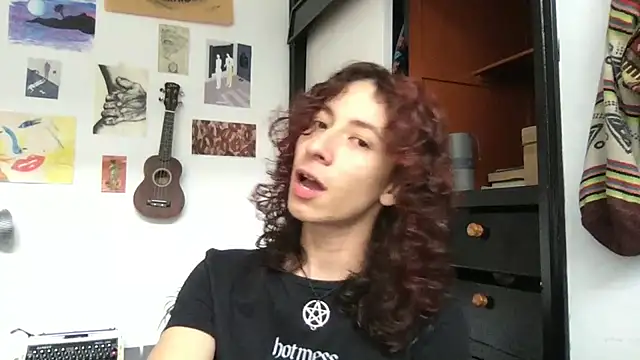 Snapshot of camille_delrey chatting on February 2026 06:39:01 PM camille delrey online show from February 2026 06:39:01 PM