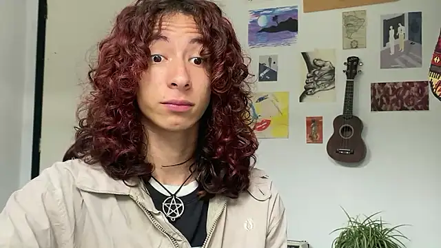 Snapshot of camille_delrey chatting on February 2026 02:26:02 PM camille delrey online show from February 2026 02:26:02 PM