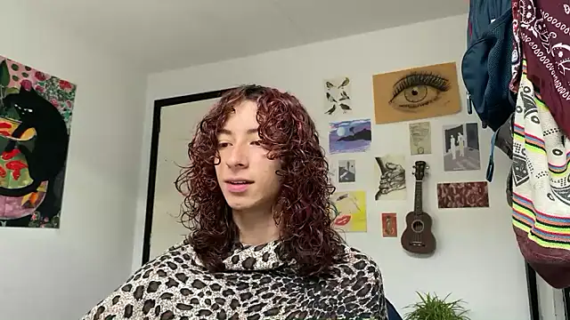 Snapshot of camille_delrey chatting on March 2026 03:29:02 PM camille delrey online show from March 2026 03:29:02 PM