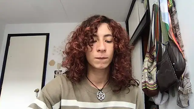 Snapshot of camille_delrey chatting on March 2026 05:24:02 PM camille delrey online show from March 2026 05:24:02 PM