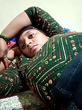 Hot crety online show from October 2025 02:08:01 PM