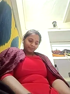 Hot crety online show from November 2025 04:00:01 PM