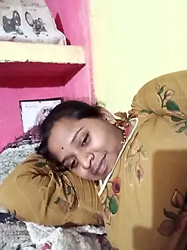 Snapshot of Hot_crety chatting on March 2026 05:01:02 PM Hot crety online show from March 2026 05:01:02 PM
