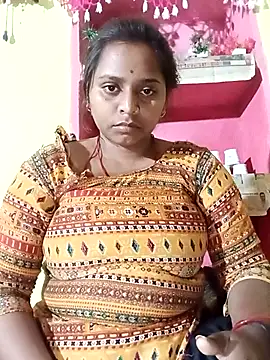Snapshot of Hot_crety chatting on April 2026 03:06:01 PM Hot crety online show from April 2026 03:06:01 PM