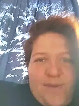 Daphne girlsex online show from September 2025 05:45:01 PM