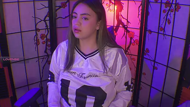 Snapshot of Vanelope_sweet_ chatting on February 2026 02:35:01 PM Vanelope sweet online show from February 2026 02:35:01 PM