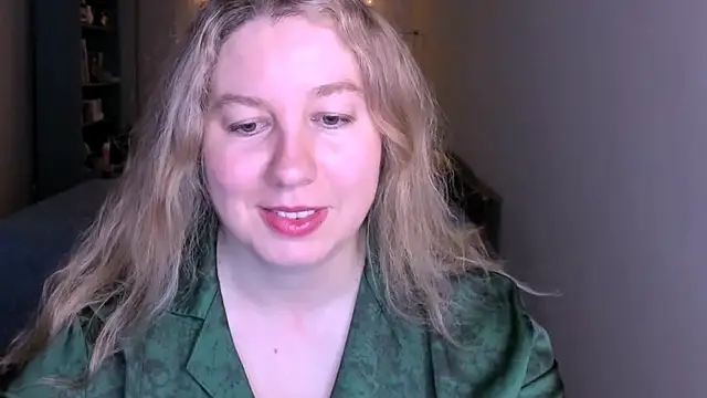 Snapshot of NancySanders chatting on April 2026 06:39:01 PM NancySanders online show from April 2026 06:39:01 PM