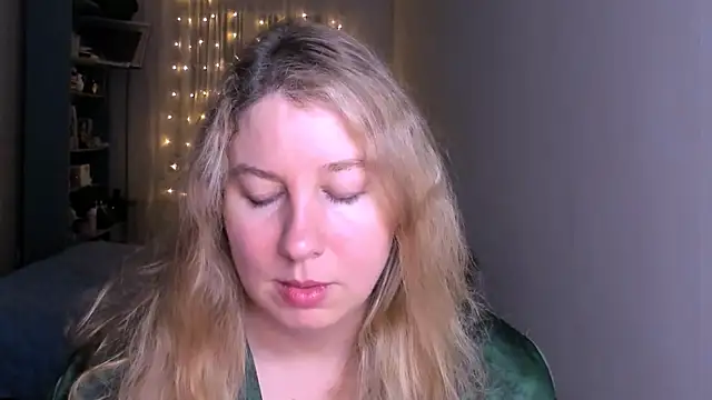 Snapshot of NancySanders chatting on April 2026 05:54:01 PM NancySanders online show from April 2026 05:54:01 PM