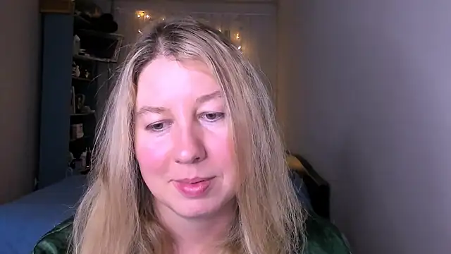 Snapshot of NancySanders chatting on April 2026 06:13:02 PM NancySanders online show from April 2026 06:13:02 PM