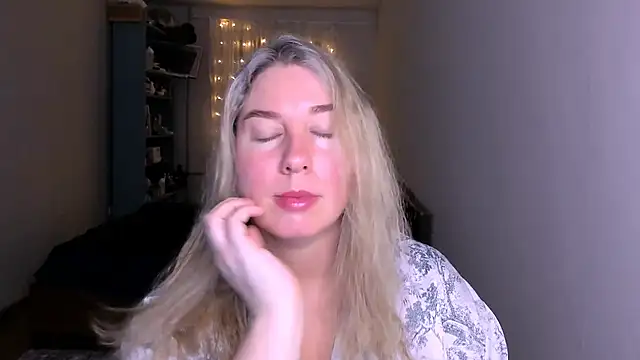 Snapshot of NancySanders chatting on April 2026 08:31:02 PM NancySanders online show from April 2026 08:31:02 PM