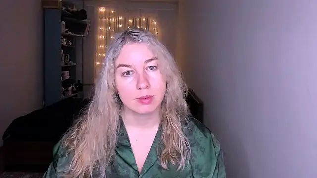 Snapshot of NancySanders chatting on April 2026 06:53:02 PM NancySanders online show from April 2026 06:53:02 PM