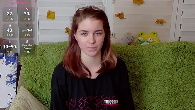 Snapshot of ElzaBlis chatting on November 2025 06:42:02 PM ElzaBlis online show from November 2025 06:42:02 PM