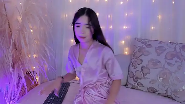 arianna cox   online show from November 2025 08:32:01 PM