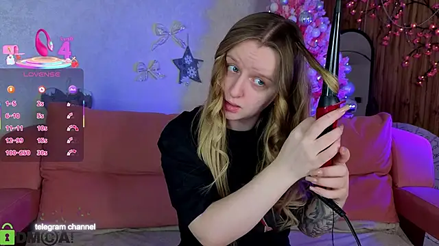 Snapshot of Rina_Panic chatting on January 2026 01:11:01 AM Rina Panic online show from January 2026 01:11:01 AM