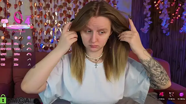 Snapshot of Rina_Panic chatting on February 2026 12:25:02 AM Rina Panic online show from February 2026 12:25:02 AM