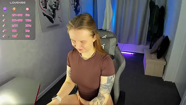 Snapshot of Rina_Panic chatting on March 2026 01:10:01 AM Rina Panic online show from March 2026 01:10:01 AM