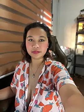 Snapshot of sweet-candy07 chatting on April 2026 10:10:02 PM sweet-candy07 online show from April 2026 10:10:02 PM