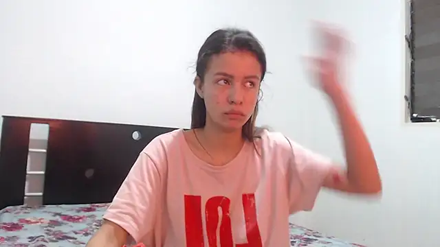 nathaly jones  online show from November 2025 12:15:02 PM