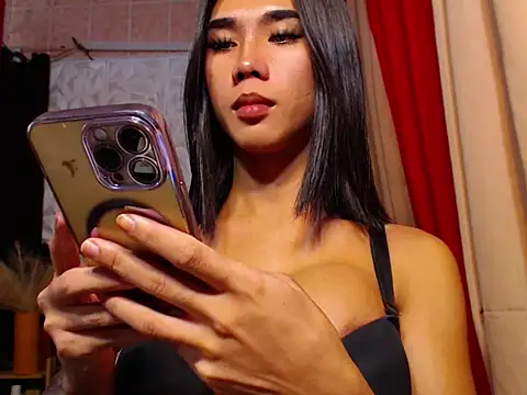 Snapshot of TRANSPORNIDOL chatting on November 2025 04:56:01 AM TRANSPORNIDOL online show from November 2025 04:56:01 AM