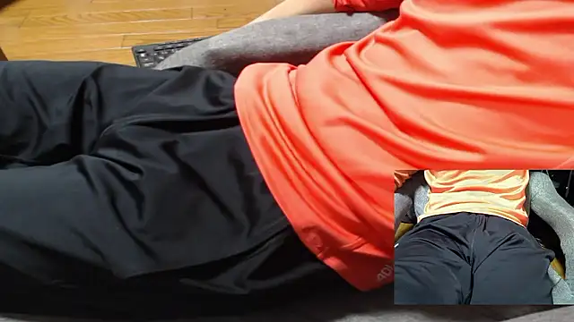 Snapshot of Yasu2000 chatting on April 2026 02:18:01 AM Yasu2000 online show from April 2026 02:18:01 AM