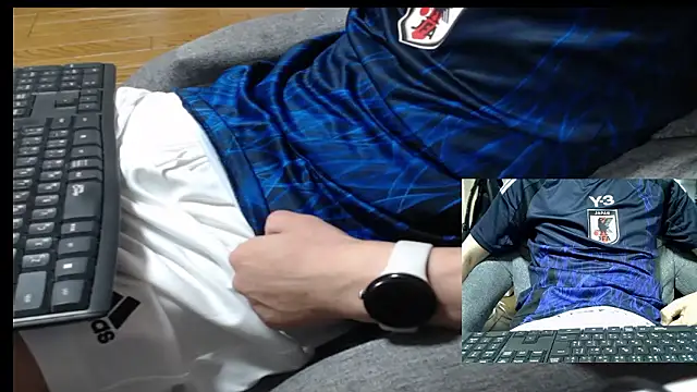 Snapshot of Yasu2000 chatting on May 2026 12:16:01 AM Yasu2000 online show from May 2026 12:16:01 AM