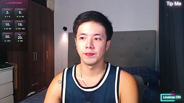 Addictiveboi online show from April 2026 02:33:01 AM