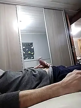 Snapshot of 12dery chatting on September 2025 01:33:02 AM 12dery online show from September 2025 01:33:02 AM