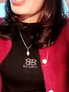 Hinna x online show from February 2026 03:24:01 AM